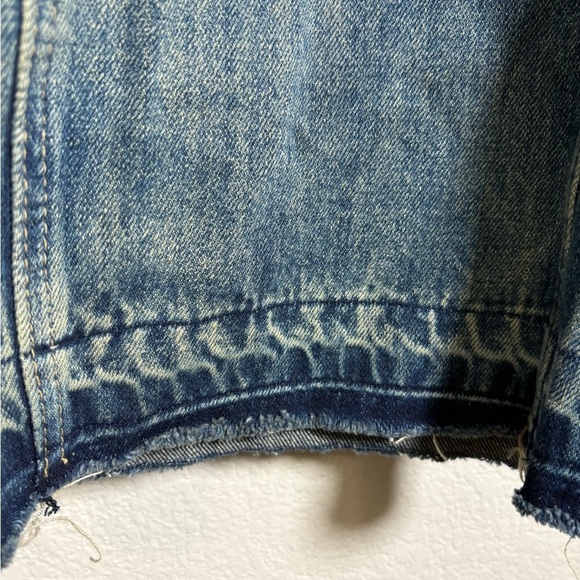 Commense Ultra High Rise, Mid Blue, Wide Leg Jeans with Unfinished Hem. - Picture 2 of 12